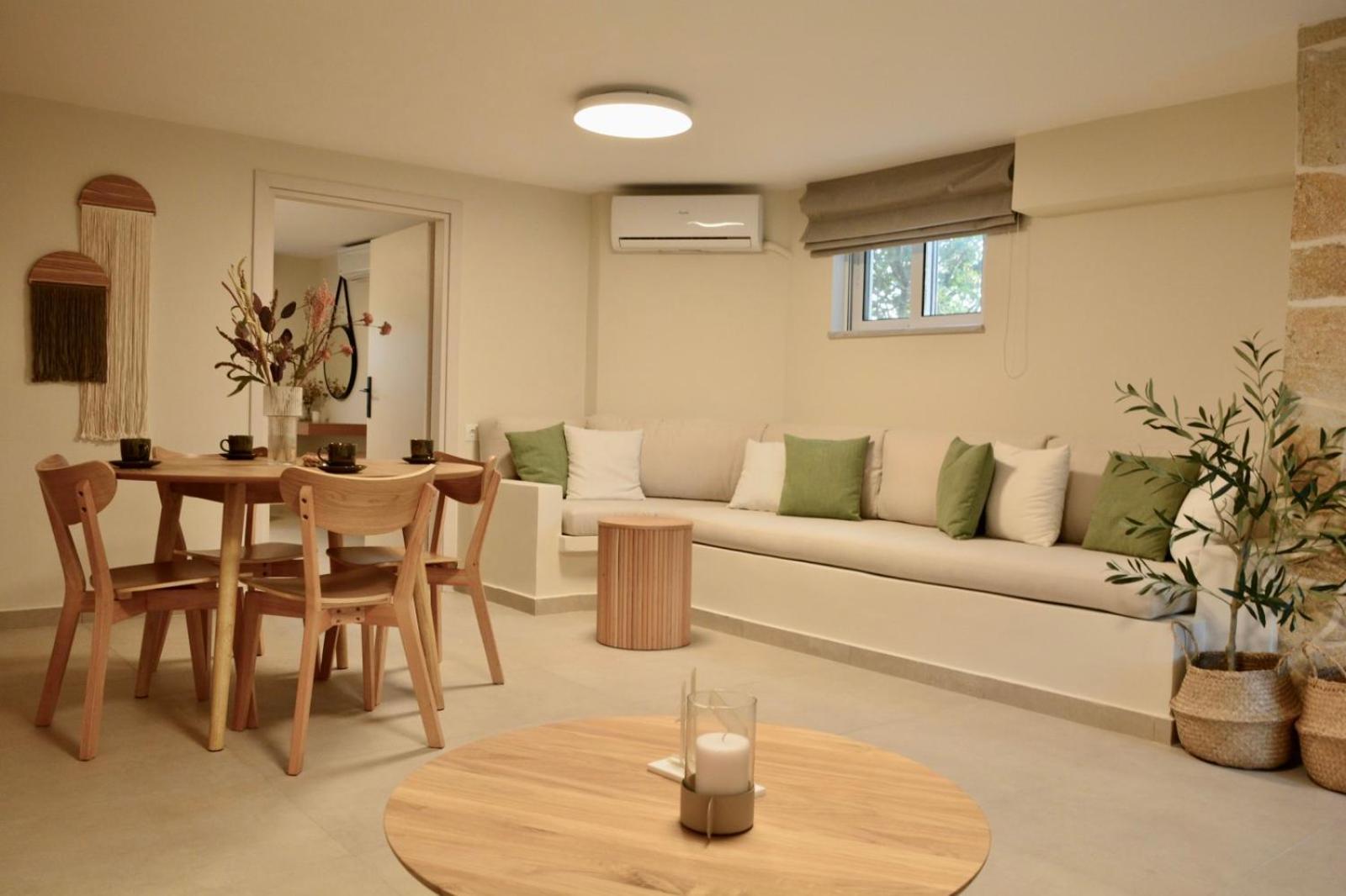Villa Fleria Seaside Studios & Apts Йеранион Номер фото
