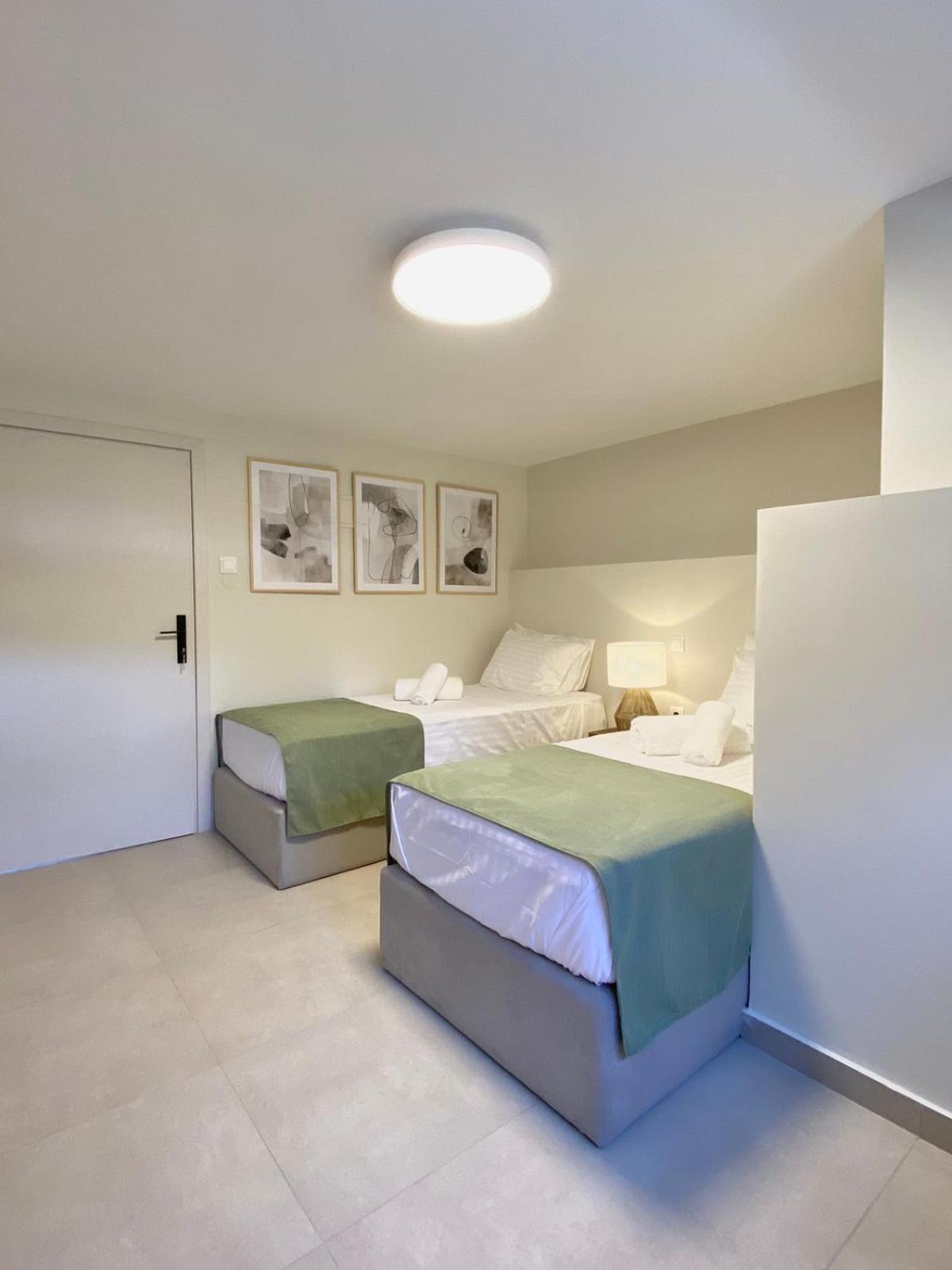 Villa Fleria Seaside Studios & Apts Йеранион Номер фото