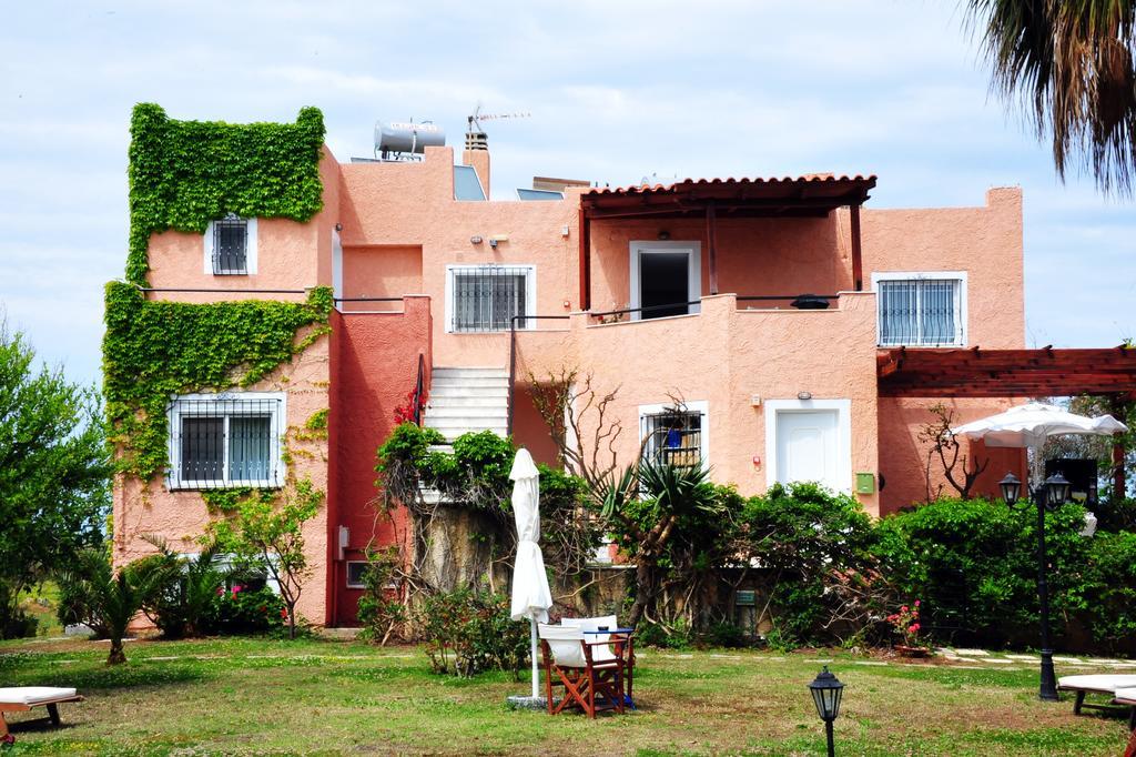 Villa Fleria Seaside Studios & Apts Йеранион Экстерьер фото