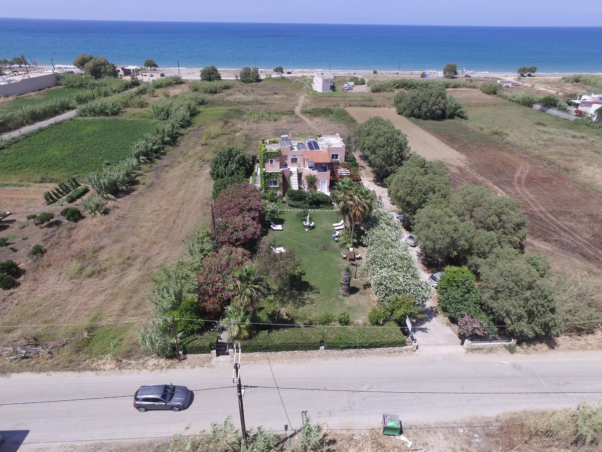 Villa Fleria Seaside Studios & Apts Йеранион Экстерьер фото